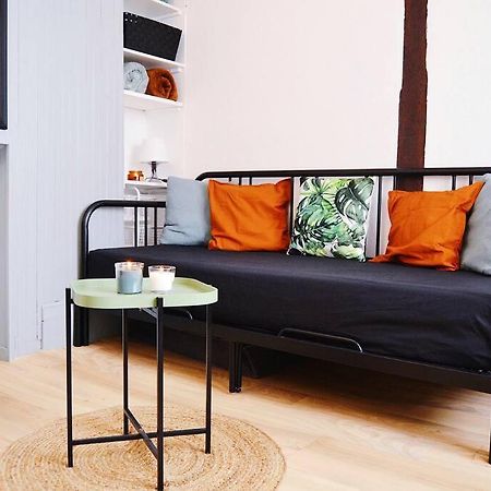 Superbe Studio Au Centre D'Orleans Apartment Exterior foto
