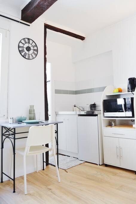 Superbe Studio Au Centre D'Orleans Apartment Exterior foto
